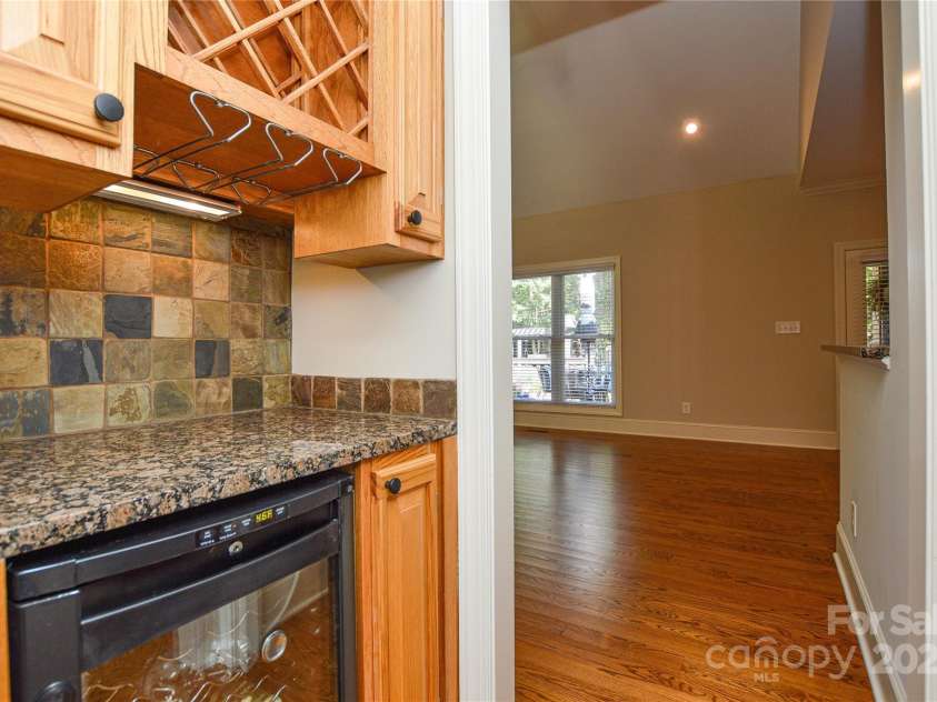 3640 Maple Brook Drive, Denver, NC 28037.  MLS# CAR4304880, YatesRealty ID 23311. 