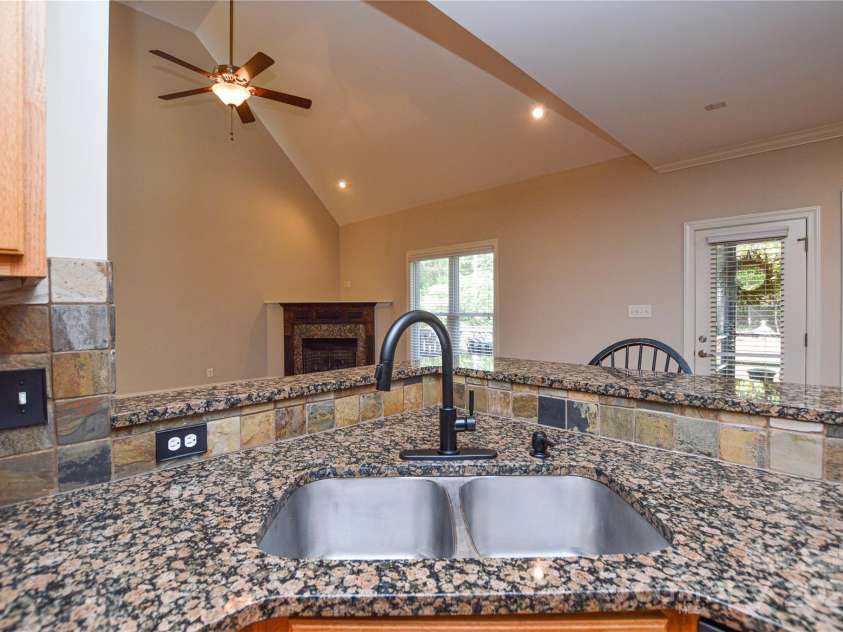 3640 Maple Brook Drive, Denver, NC 28037.  MLS# CAR4304880, YatesRealty ID 23311. 