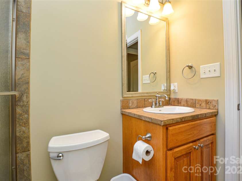 3640 Maple Brook Drive, Denver, NC 28037.  MLS# CAR4304880, YatesRealty ID 23311. 