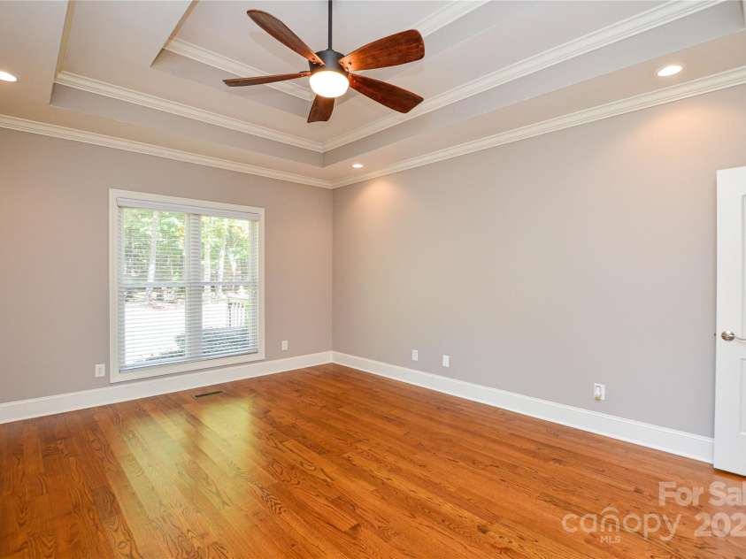 3640 Maple Brook Drive, Denver, NC 28037.  MLS# CAR4304880, YatesRealty ID 23311. 