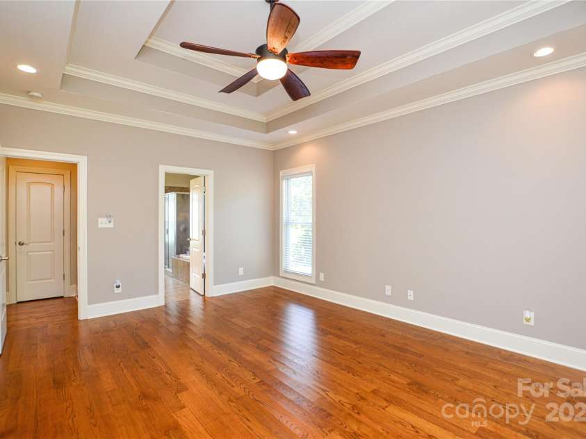 3640 Maple Brook Drive, Denver, NC 28037.  MLS# CAR4304880, YatesRealty ID 23311. 