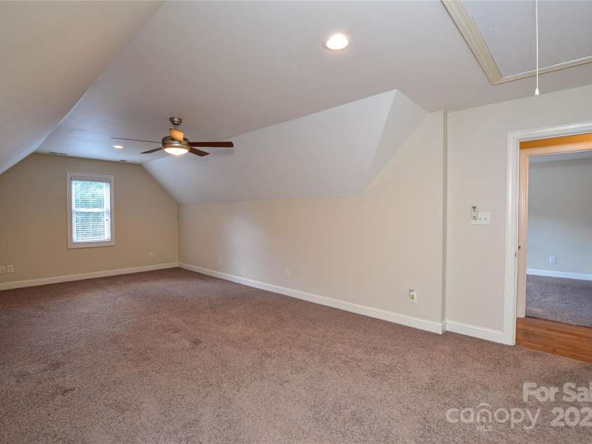 3640 Maple Brook Drive, Denver, NC 28037.  MLS# CAR4304880, YatesRealty ID 23311. 