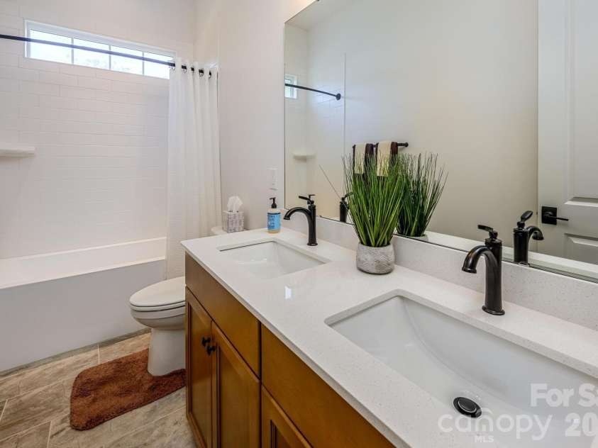 2411 Callaghan Court, Landis, NC 28088.  MLS# CAR4363172, YatesRealty ID 23312. Secondary Full Bath