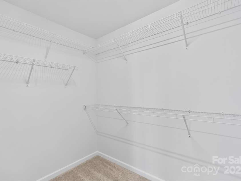 17 Arlington Street, Salisbury, NC 28144.  MLS# CAR4206284, YatesRealty ID 23313. 