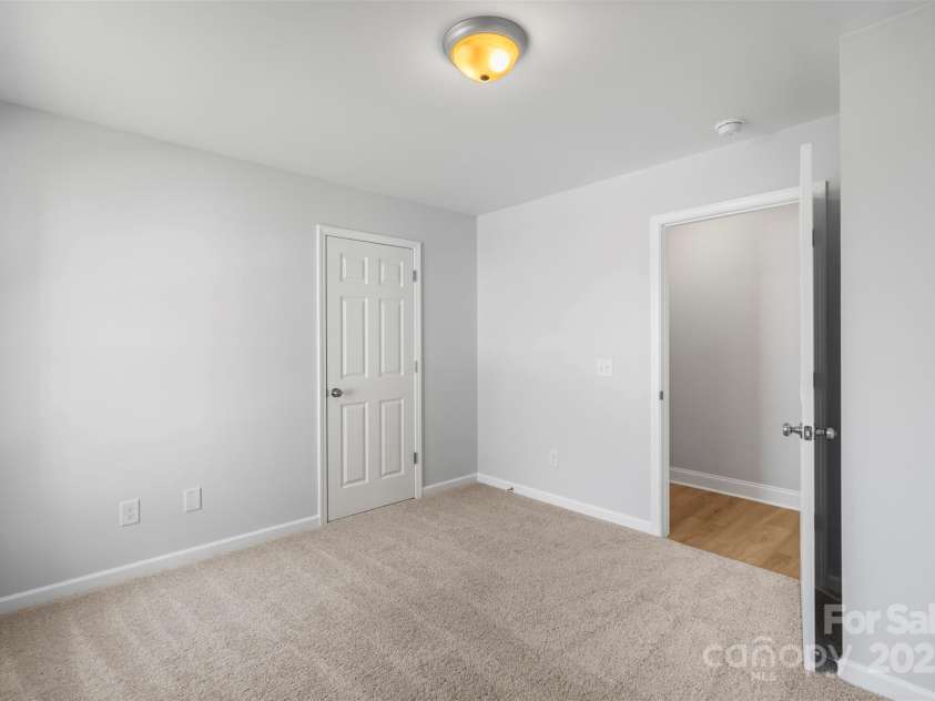 17 Arlington Street, Salisbury, NC 28144.  MLS# CAR4206284, YatesRealty ID 23313. 