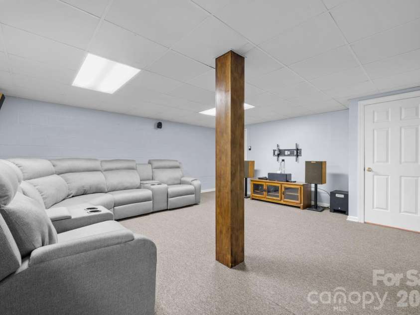 2953 Ninth Tee Drive, Newton, NC 28658.  MLS# CAR4370271, YatesRealty ID 23313. 