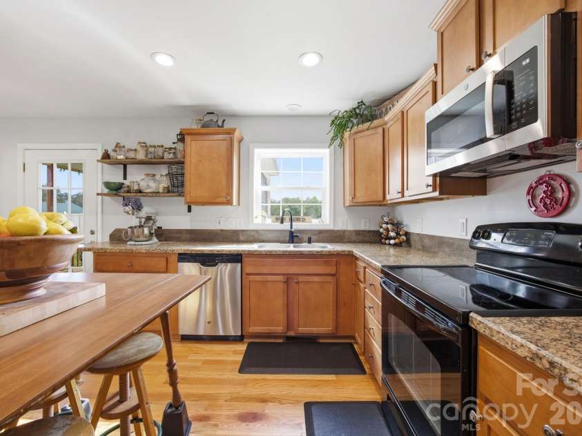 3480 Skyline Road, Rock Hill, SC 29730.  MLS# CAR4379644, YatesRealty ID 23314. 