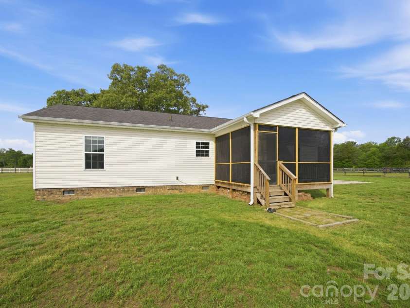 3480 Skyline Road, Rock Hill, SC 29730.  MLS# CAR4379644, YatesRealty ID 23314. 