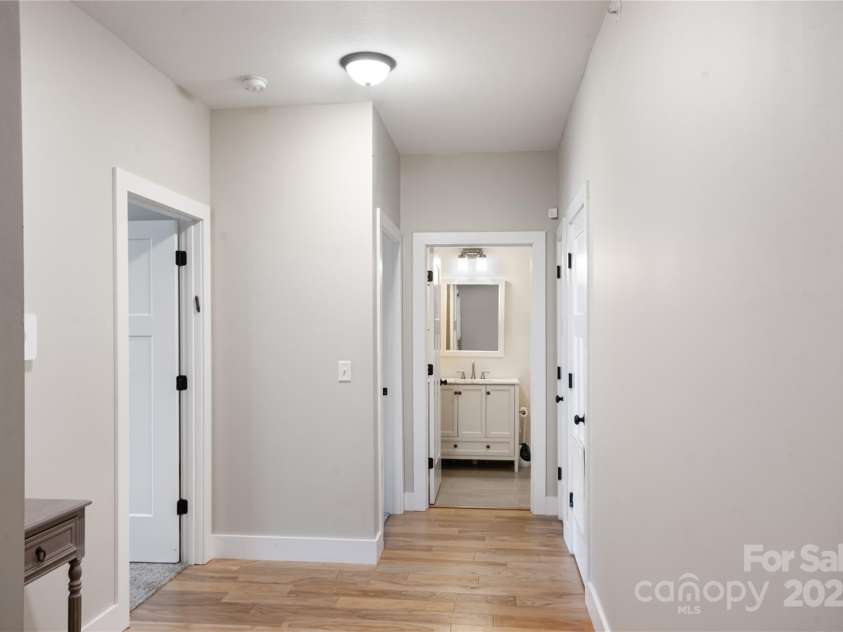 124 Foxden Drive, Fletcher, NC 28732.  MLS# CAR4244379, YatesRealty ID 23317. 