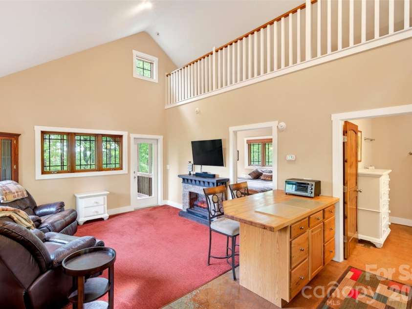 159 Osprey Roost Drive, Nebo, NC 28761.  MLS# CAR4380380, YatesRealty ID 23317. 