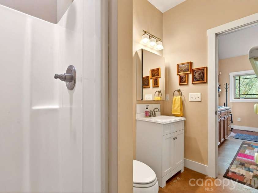 159 Osprey Roost Drive, Nebo, NC 28761.  MLS# CAR4380380, YatesRealty ID 23317. 