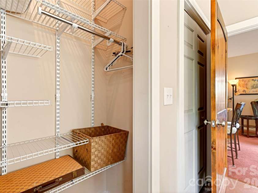 159 Osprey Roost Drive, Nebo, NC 28761.  MLS# CAR4380380, YatesRealty ID 23317. 