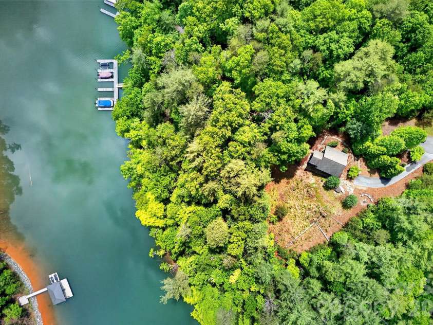 159 Osprey Roost Drive, Nebo, NC 28761.  MLS# CAR4380380, YatesRealty ID 23317. 