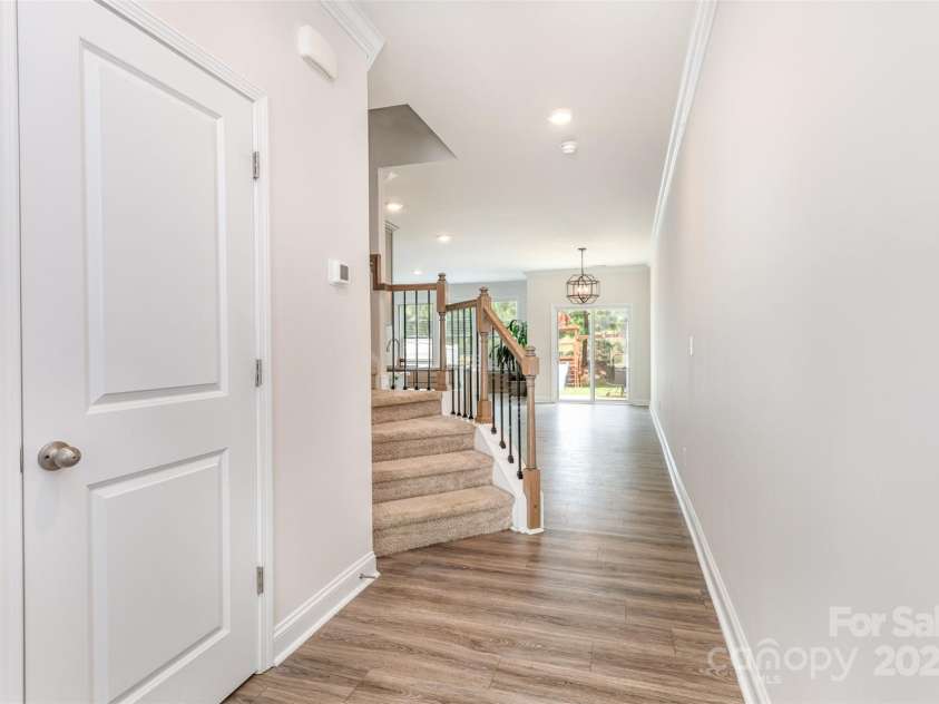 724 Little Bluestem Drive, Lake Wylie, SC 29710.  MLS# CAR4260356, YatesRealty ID 23318. 