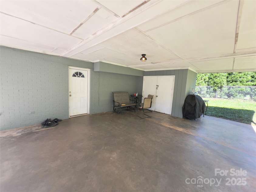 316 Sharon Avenue, Lenoir, NC 28645.  MLS# CAR4272121, YatesRealty ID 23319. 