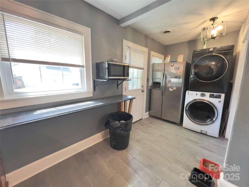 316 Sharon Avenue, Lenoir, NC 28645.  MLS# CAR4272121, YatesRealty ID 23319. 