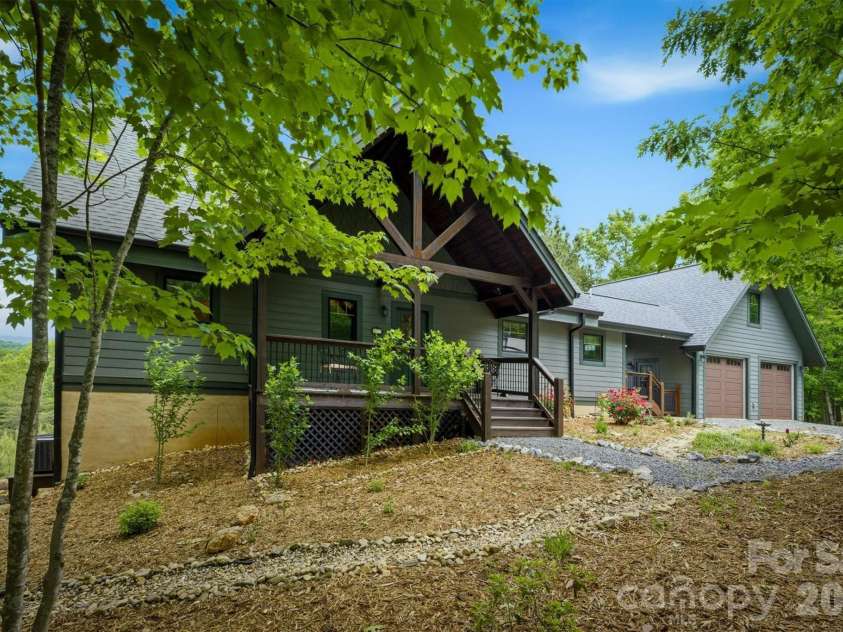 39 Lakeside Path, Nebo, NC 28761.  MLS# CAR4381532, YatesRealty ID 23320. 