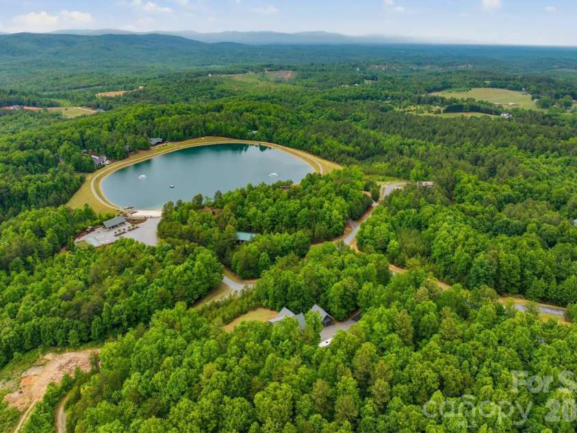 39 Lakeside Path, Nebo, NC 28761.  MLS# CAR4381532, YatesRealty ID 23320. 