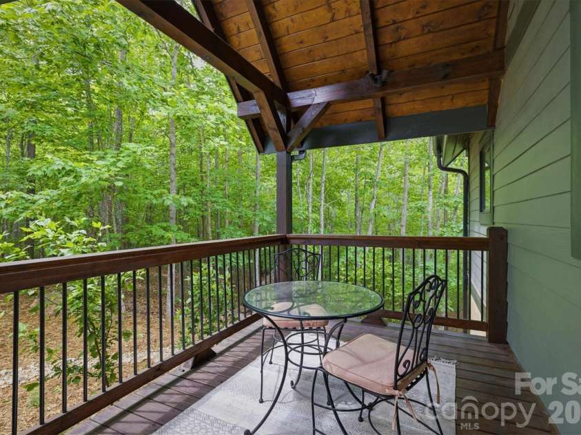 39 Lakeside Path, Nebo, NC 28761.  MLS# CAR4381532, YatesRealty ID 23320. 