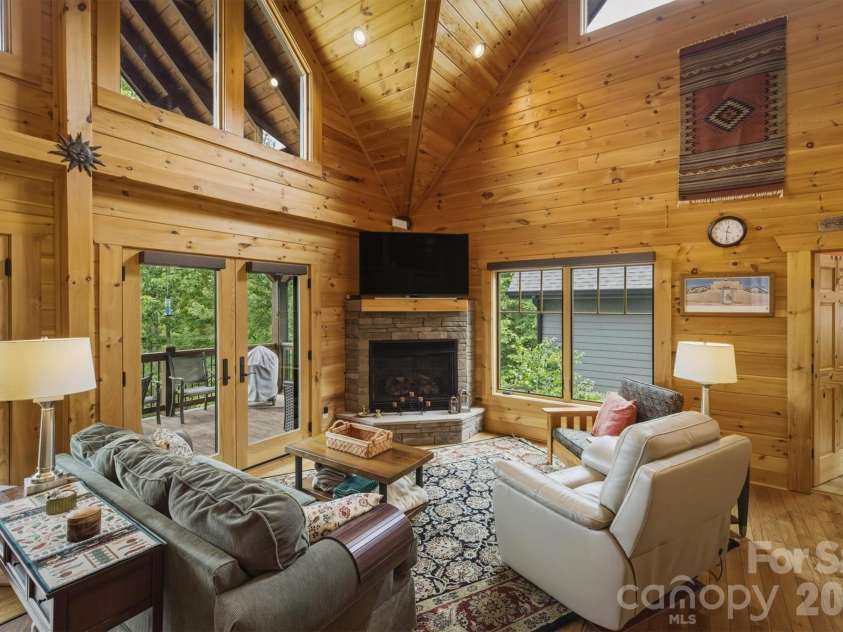 39 Lakeside Path, Nebo, NC 28761.  MLS# CAR4381532, YatesRealty ID 23320. 