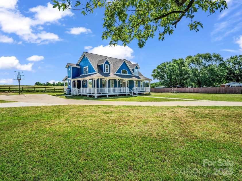 4830 Chesnee Road, Rutherfordton, NC 28139.  MLS# CAR4262610, YatesRealty ID 23320. 