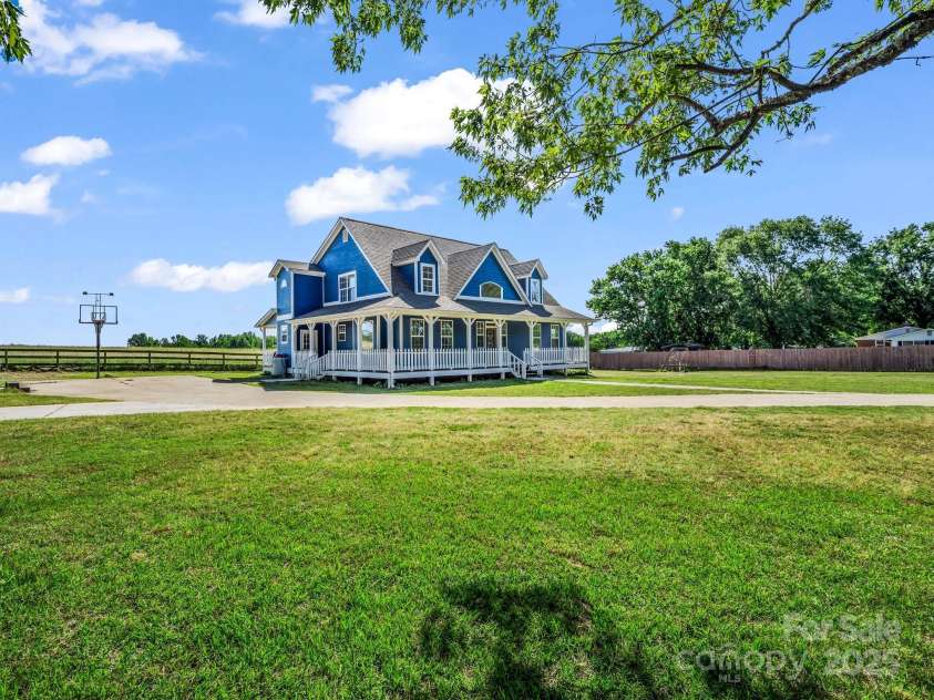 4830 Chesnee Road, Rutherfordton, NC 28139.  MLS# CAR4262610, YatesRealty ID 23320. 