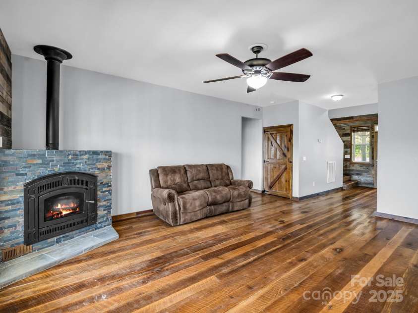 4830 Chesnee Road, Rutherfordton, NC 28139.  MLS# CAR4262610, YatesRealty ID 23320. 