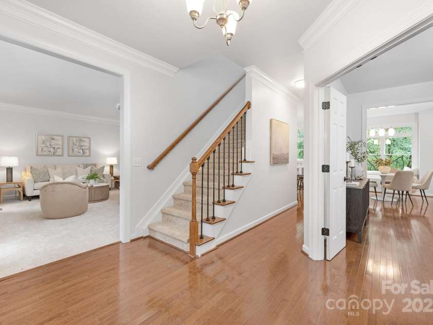 8217 Lansford Road, Charlotte, NC 28277.  MLS# CAR4294390, YatesRealty ID 23321. 
