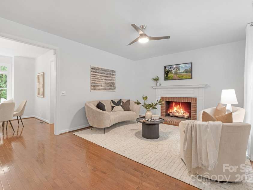 8217 Lansford Road, Charlotte, NC 28277.  MLS# CAR4294390, YatesRealty ID 23321. 