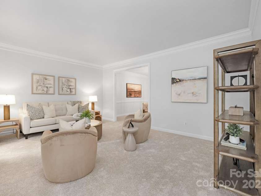 8217 Lansford Road, Charlotte, NC 28277.  MLS# CAR4294390, YatesRealty ID 23321. 