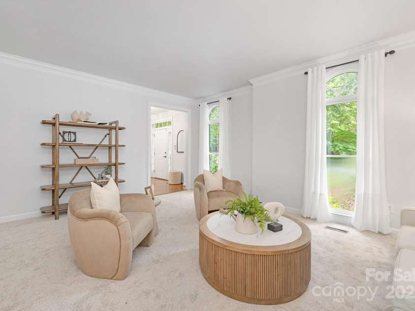 8217 Lansford Road, Charlotte, NC 28277.  MLS# CAR4294390, YatesRealty ID 23321. 