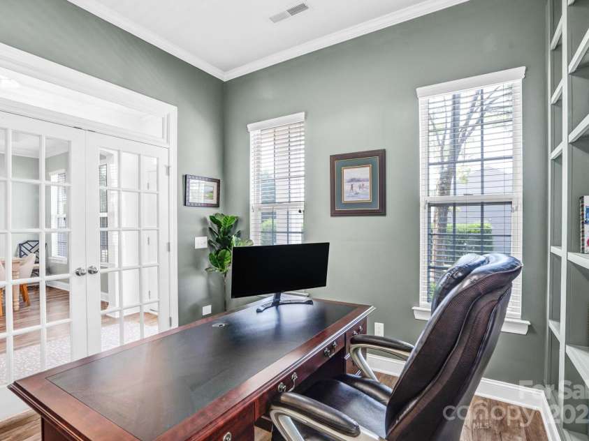 10509 Serape Road, Charlotte, NC 28277.  MLS# CAR4273267, YatesRealty ID 23322. 