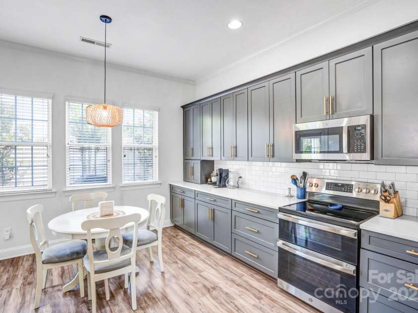 10509 Serape Road, Charlotte, NC 28277.  MLS# CAR4273267, YatesRealty ID 23322. 