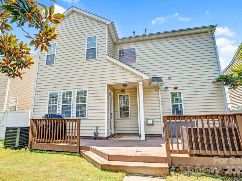 10509 Serape Road, Charlotte, NC 28277.  MLS# CAR4273267, YatesRealty ID 23322. 