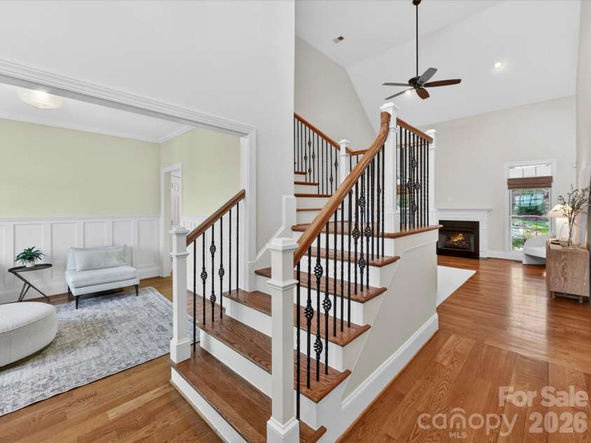 4510 Granite Hill Drive, Davidson, NC 28036.  MLS# CAR4381167, YatesRealty ID 23324. 