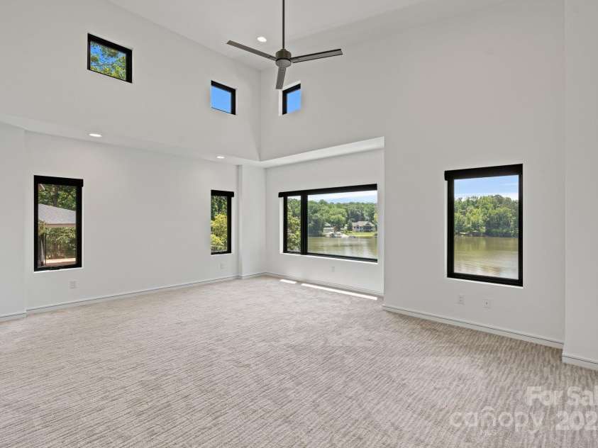 5930 Midsomer Road, Charlotte, NC 28214.  MLS# CAR4263146, YatesRealty ID 23324. 