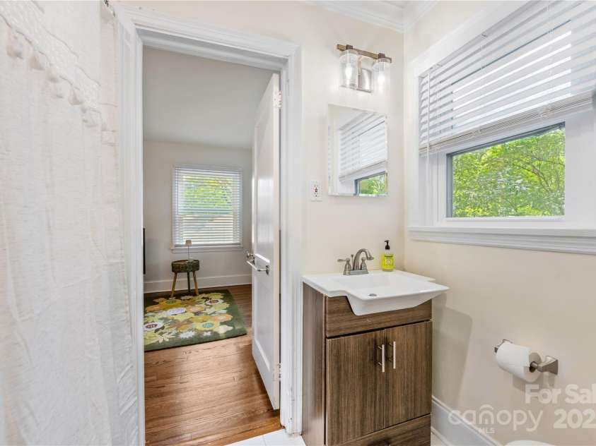 2034 Lanier Avenue, Charlotte, NC 28205.  MLS# CAR4270722, YatesRealty ID 23326. Jack & Jill bathroom