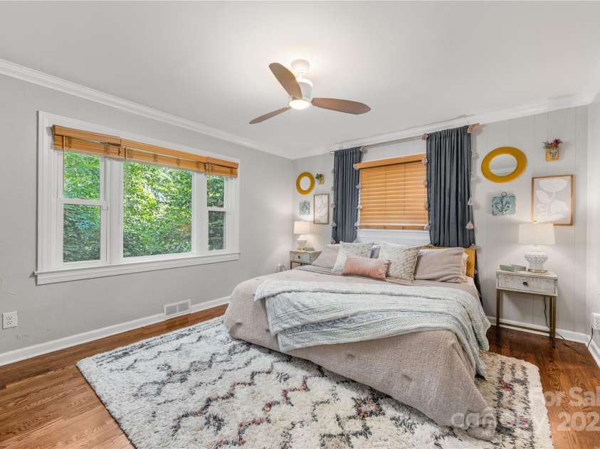 2034 Lanier Avenue, Charlotte, NC 28205.  MLS# CAR4270722, YatesRealty ID 23326. Primary on Main