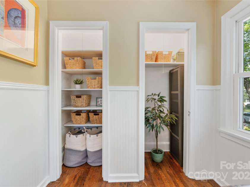 2034 Lanier Avenue, Charlotte, NC 28205.  MLS# CAR4270722, YatesRealty ID 23326. Upstairs landing