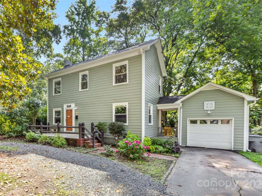 2034 Lanier Avenue, Charlotte, NC 28205.  MLS# CAR4270722, YatesRealty ID 23326. Welcome Home!
