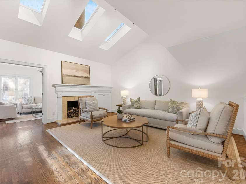 6645 Gaywind Drive, Charlotte, NC 28226.  MLS# CAR4333682, YatesRealty ID 23326. 