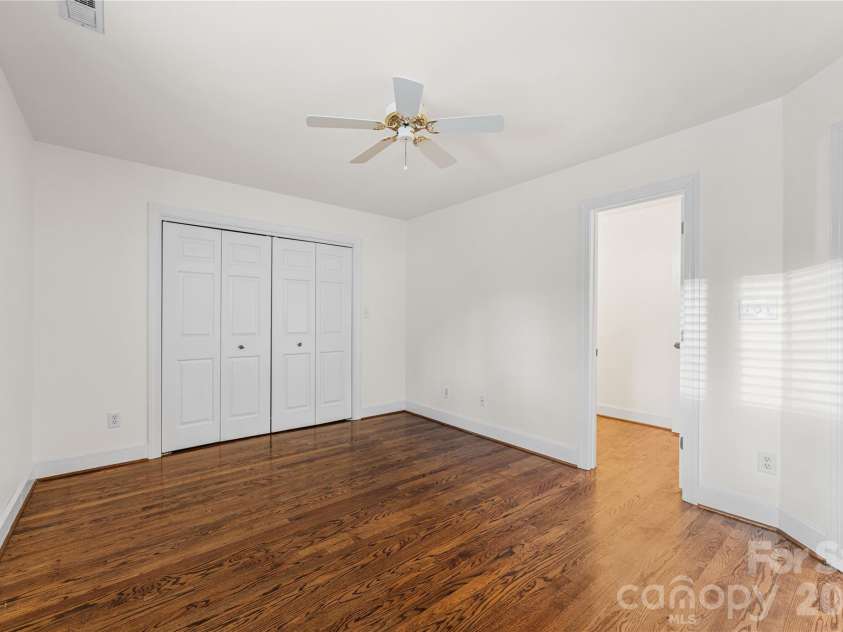 6645 Gaywind Drive, Charlotte, NC 28226.  MLS# CAR4333682, YatesRealty ID 23326. 