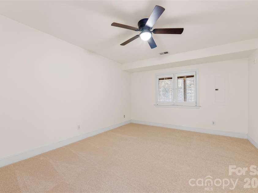 6645 Gaywind Drive, Charlotte, NC 28226.  MLS# CAR4333682, YatesRealty ID 23326. 