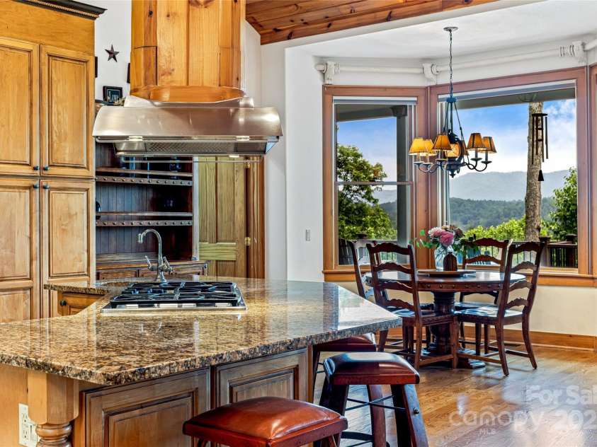 1987 Rabbit Hop Road, Spruce Pine, NC 28777.  MLS# CAR4270357, YatesRealty ID 23328. 