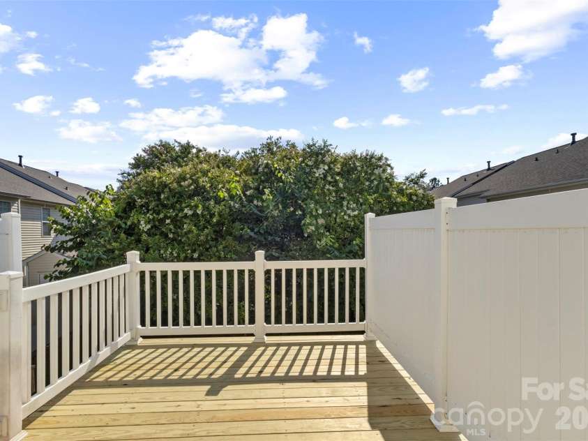 11022 Garden Oaks Lane, Charlotte, NC 28273.  MLS# CAR4381252, YatesRealty ID 23331. 