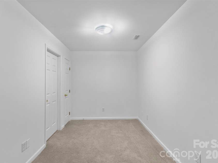 11022 Garden Oaks Lane, Charlotte, NC 28273.  MLS# CAR4381252, YatesRealty ID 23331. 