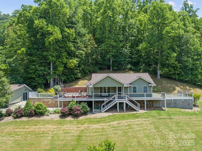 189 Poverty Branch Road, Barnardsville, NC 28709.  MLS# CAR4276020, YatesRealty ID 23331. 