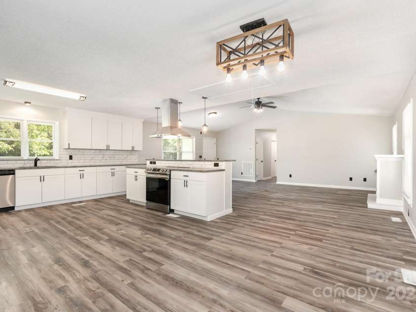 7154 Woodcock Trail, Stanley, NC 28164.  MLS# CAR4275928, YatesRealty ID 23332. 