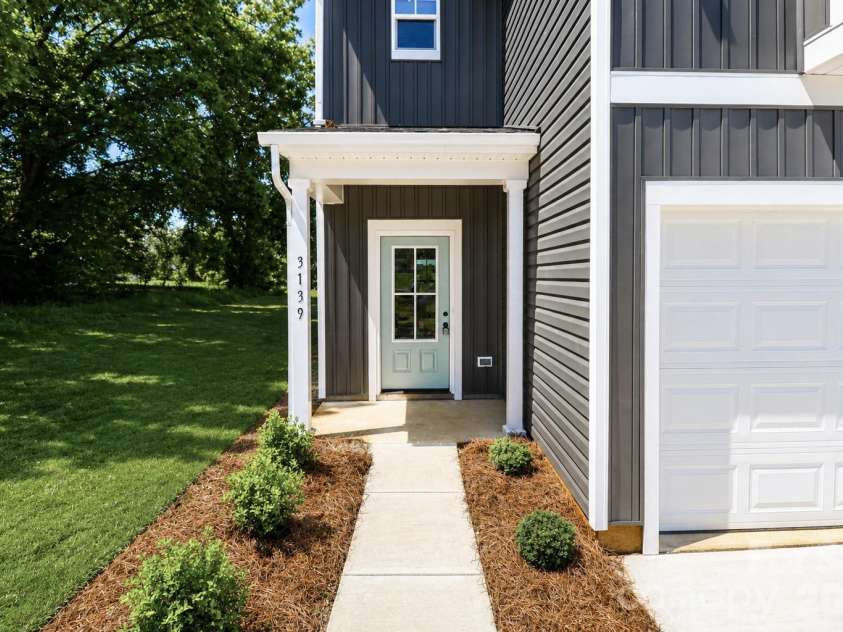 3139 Old Mountain Road, Stony Point, NC 28678.  MLS# CAR4372250, YatesRealty ID 23334. 