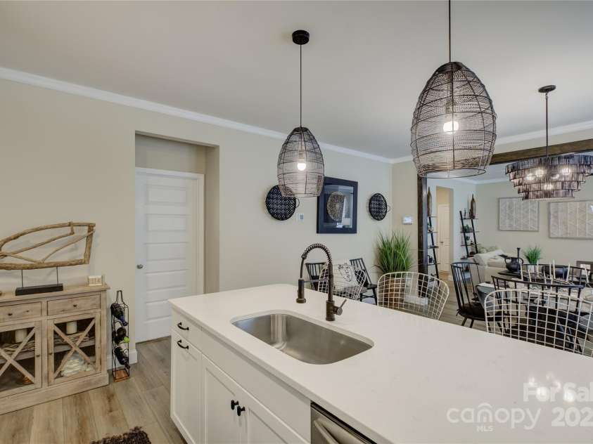 9507 Pointer Road, Huntersville, NC 28078.  MLS# CAR4276054, YatesRealty ID 23336. 